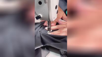 پوستر اتو کردن شلوار با چرخ راسته دوز