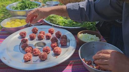 طرز تهیه کله گنجشکی به سبک‌روستایی - زندگی روستایی - آشپزی در طبیعت