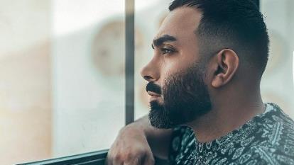 پوستر دانلود آهنگ مسعود صادقلو میزنم قدم/جدیدترین آهنگ باکیفیت...