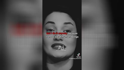 پوستر Muniba mazari