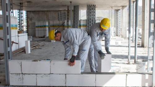 آموزش نصب واجرا چسب هبلکس در اصفهان