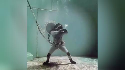 تفریحات آبی کیش