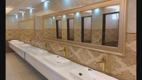 روشویی عمومی