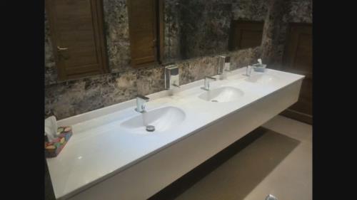 روشویی عمومی