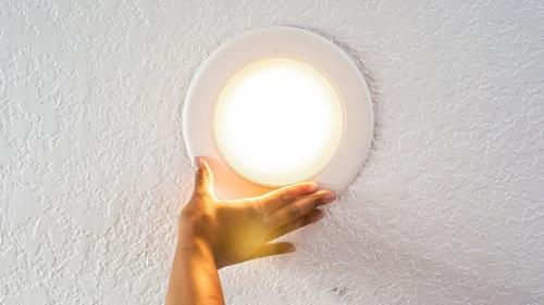 هالوژن سقفی کناف