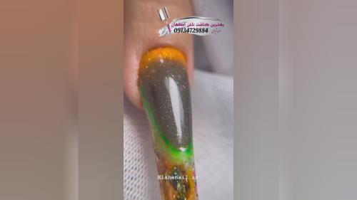 کاشت ناخن اصفهان