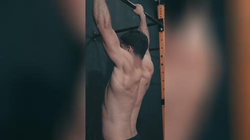 مربی کلیستنیکس 